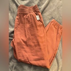 Old navy silky dressy leggings xl tall burnt red orange color